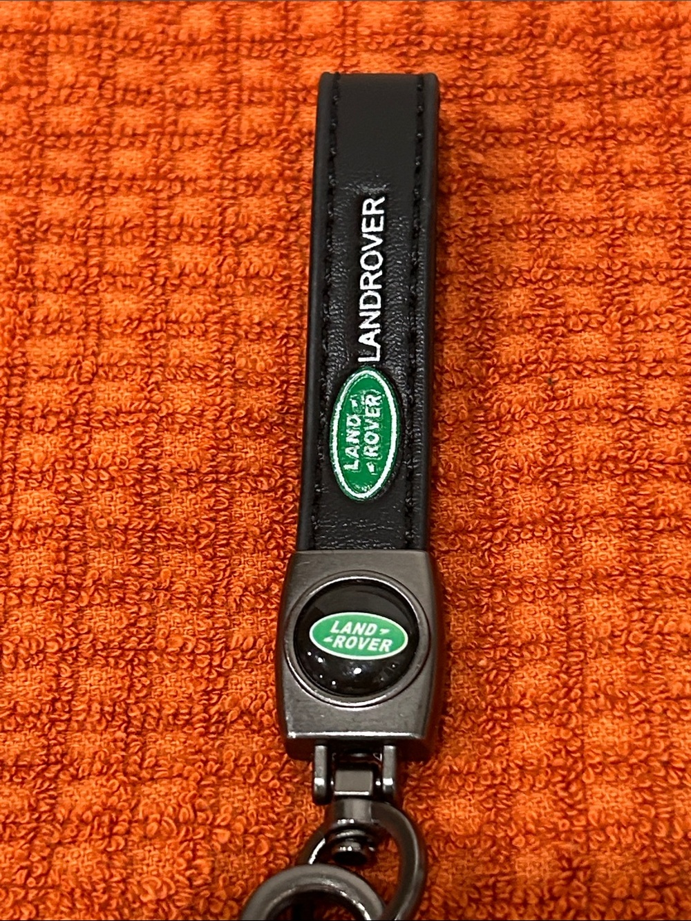 Land Rover Leather Keychain - Picture 2 of 4